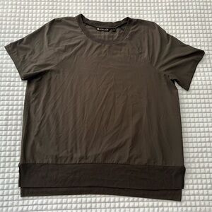 Athleta Dark Brown Short Sleeve Tee